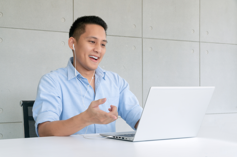 Luyện thi IELTS